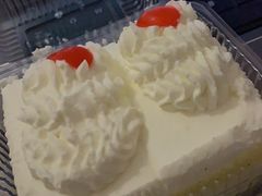 -红宝石·鲜奶小方·海派西点房(南丹店)