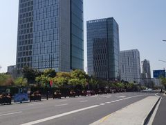 -同济大学(地铁站)