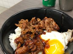 劲辣川椒牛肉蛋饭-新记餐厅(香槟大厦店)