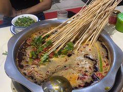-李记称盘牛杂串串(广厦店)