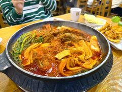 -喇喇排骨火锅·传统韩式脊骨汤(望京西园总店)