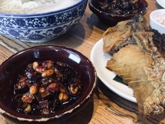 -新梅华·茶点餐厅(欧尚店)