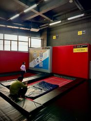 -零重力蹦床空间·滑梯·海洋球·团建(奥特莱斯店)