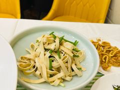 -鹊华居·地道鲁菜·海鲜·融合味(大明湖店)