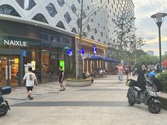 -宝龙城(杭州滨江店)