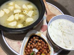 -妈妈故事米线(市府恒隆店)