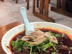 -朱大嘴肥肠血旺(福字街店)