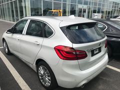 -上海宝宁宝马4S店