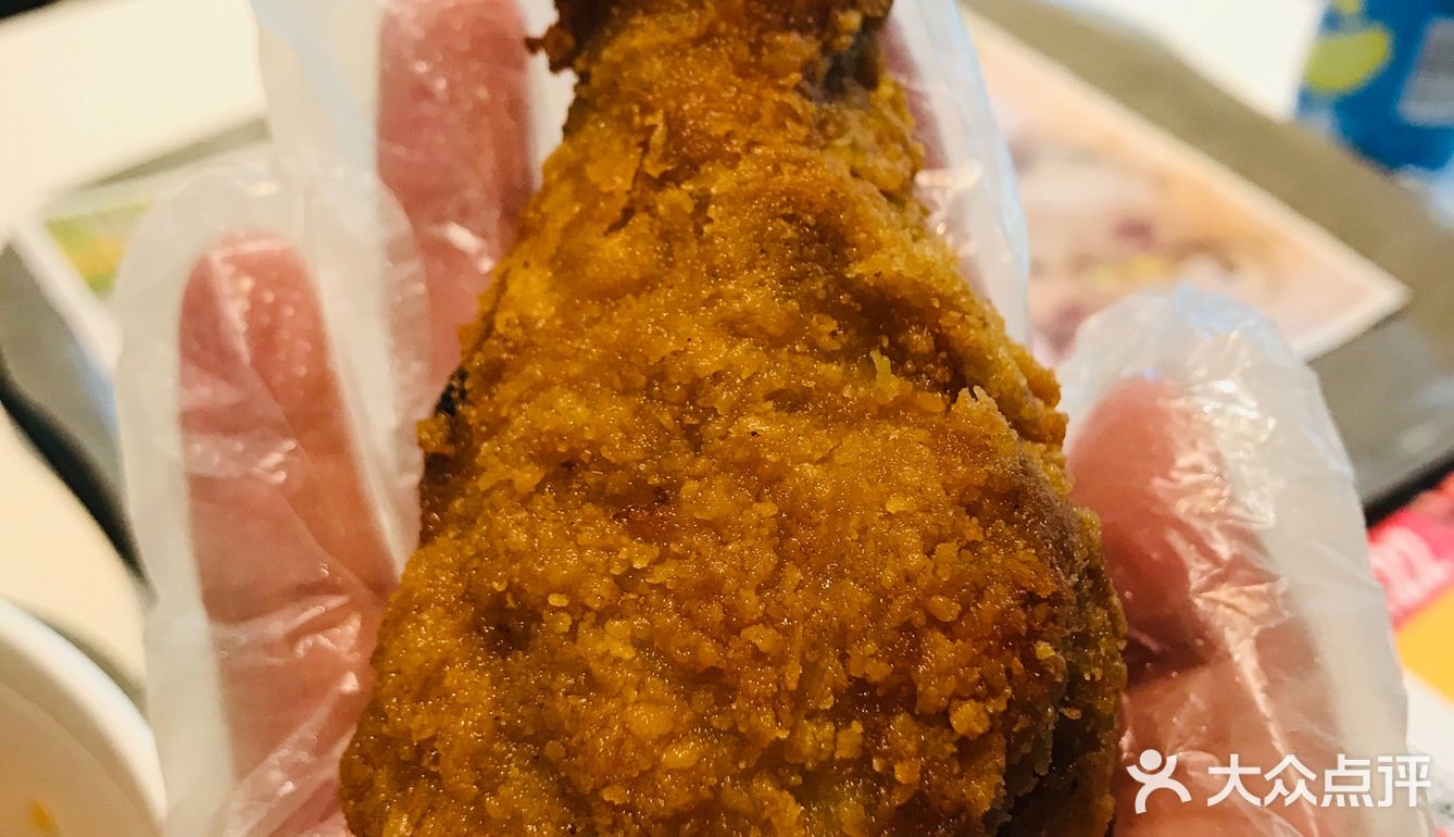 最爱炸鸡的我怎么能错过呢，想想鸡块、麦麦脆汁鸡