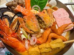 大闸蟹海鲜浓汤小火锅-橘酱餐厅