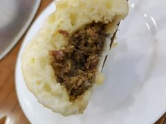 -胡成记口蘑龙眼包子(盐道街店)