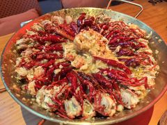 -何师烧烤·小龙虾·江湖川菜·精酿啤酒(中铁西城店)