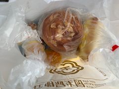 -昆明冠生园·蛋糕·面包(南强街店)