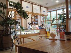 -山与蓝·轻糖鲜果蛋糕(勒泰店)