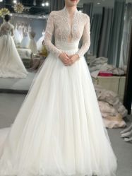 -艾米丽婚纱礼服