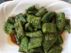 -天天向上素食餐厅(五台山店)