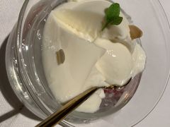 杏仁白玉布丁-广舟(千禧店)