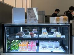 面包甜点陈列柜-Seesaw Coffee(武商MALL·武广店)