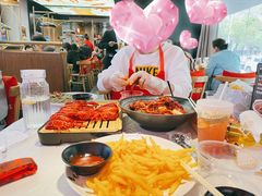 -肥肥虾庄·金牌油焖大虾(沙湖店)
