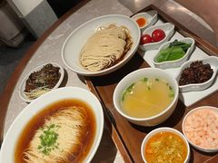 -松鹤面馆·古法焖肉面(观前店)