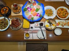 -青瓦餐厅·生鱼片·韩园烤肉(西塔店)