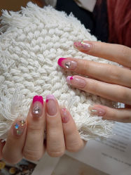 -UMl Nail 尤米美甲美睫半永久