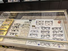 -沫芮眼镜·蔡司·依视路·尼康明月(环创店)