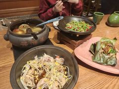 -云海肴·汽锅鸡·云南菜(天山百盛优客店)