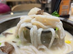 石锅孖宝-渔米丰·广府鱼汤米线(光明广场店)