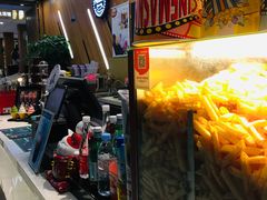-大光明丽星VIP影城(昌里路杜比全景声店)