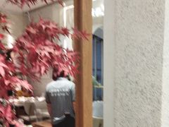-三人行骨头王火锅(长寿店)