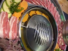 -哈哈碳都·牛肋条无限自助烤肉(宝龙店)