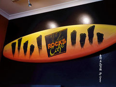 -12 Rocks Beach Bar Cafe