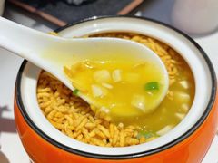 -阿瓦山寨·湘菜现炒·剁椒鱼头王(咸阳总店)