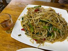 -牛八宝桂林米粉(八里庄店)