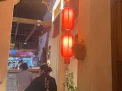 -挂旗柴锅鸡(蚌山区嘉年华店)