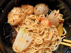 -全家便利店(宜山路站店)