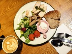 -JINNS锦时 steak&pizza(浸信会礼拜堂旧址店)