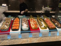-半岛翡丽海鲜自助餐厅(观风亭店)