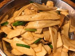 -饭桌故事·血鸭湘(荣宝华店)