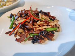 野生菌炒牛舌-潮民公馆(BFC外滩金融中心店)