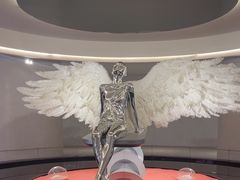 -涨巢·潮玩水疗局