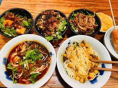 -兵哥豌豆面(雅颂居店)