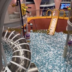 -奈尔宝·儿童乐园·亲子餐厅(鄞州万达店)