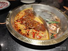 鸳鸯锅-井格重庆火锅(西直门凯德Mall店)
