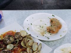 -范饭椰林川湘味海鲜·椰子鸡(三亚湾椰梦长廊店)