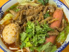-孙浩特色牛杂面板面(华捷道店)
