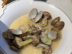 -赶海部落海鲜城(海阳路店)