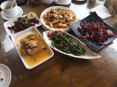 -隔壁老王·家常云南菜(花巷店)