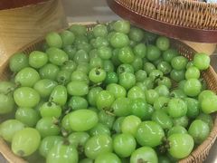 -四囍码头海鲜烧烤自助火锅(外滩南京东路悦荟广场店)